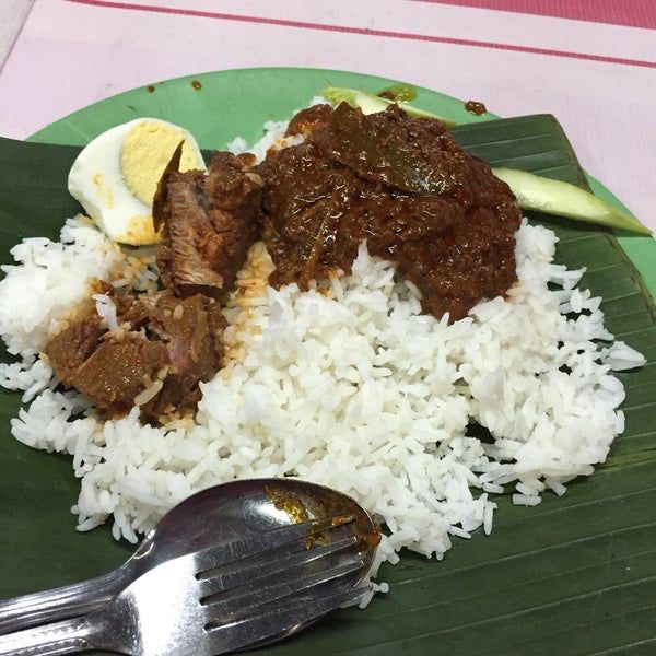 Nasi Lemak Ujang Corner