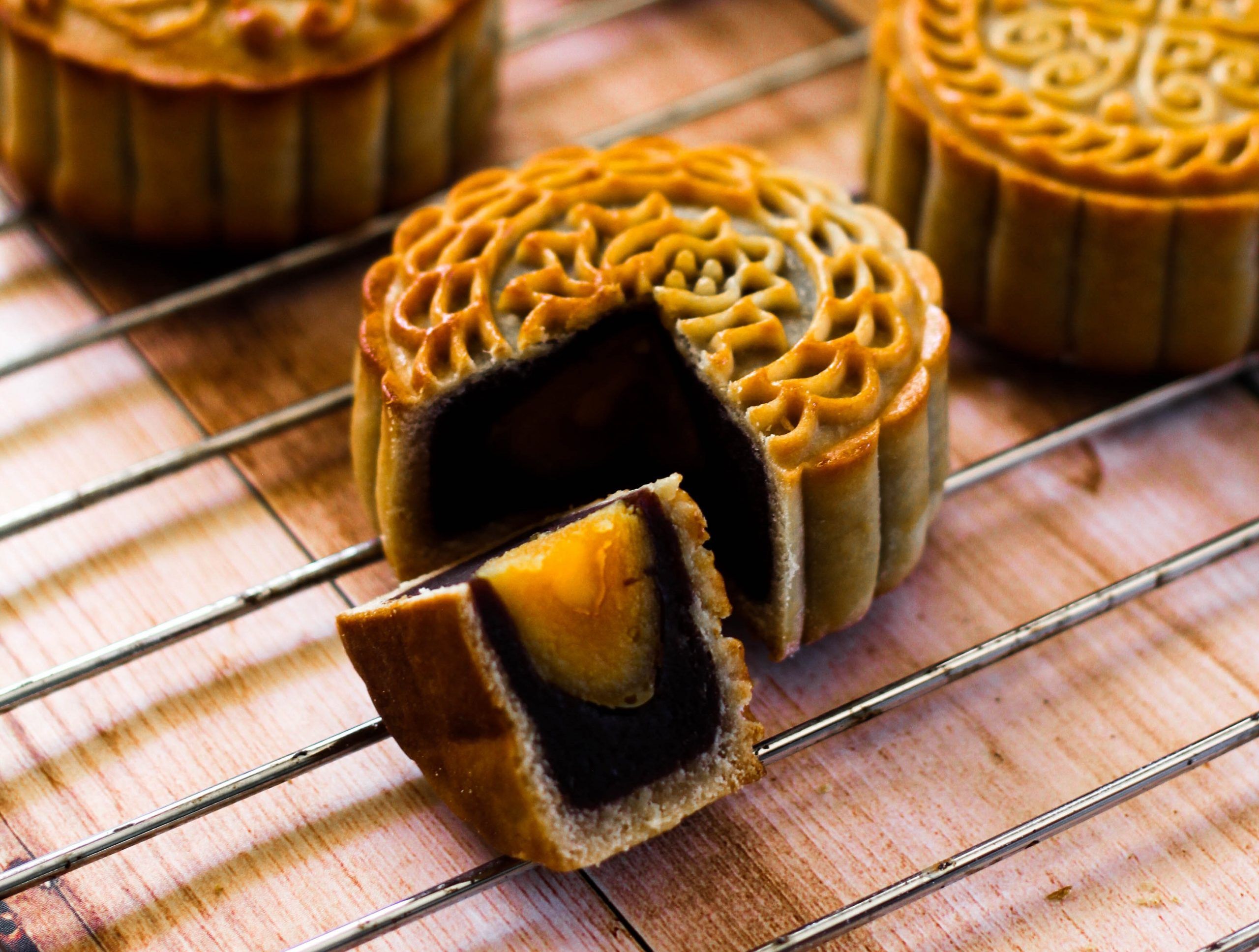 The Luxurious Mooncakes For Mid-autumn Festival - Starprint Vietnam