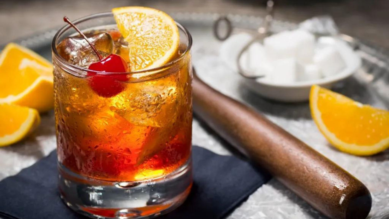 How to muddle ingredients for a cocktail—Even if you don’t have a muddler