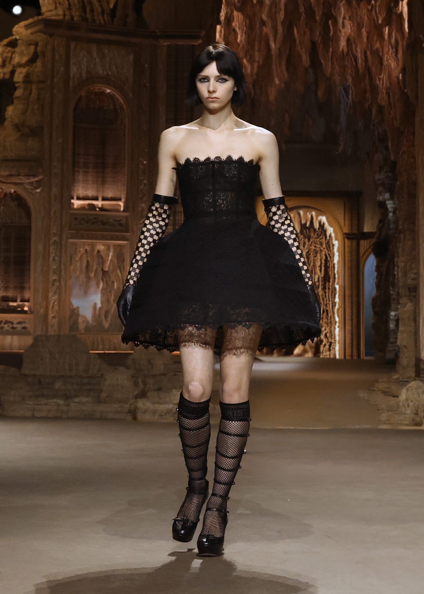 9 best looks Dior Spring/Summer 2023 show at Paris Fashion Week