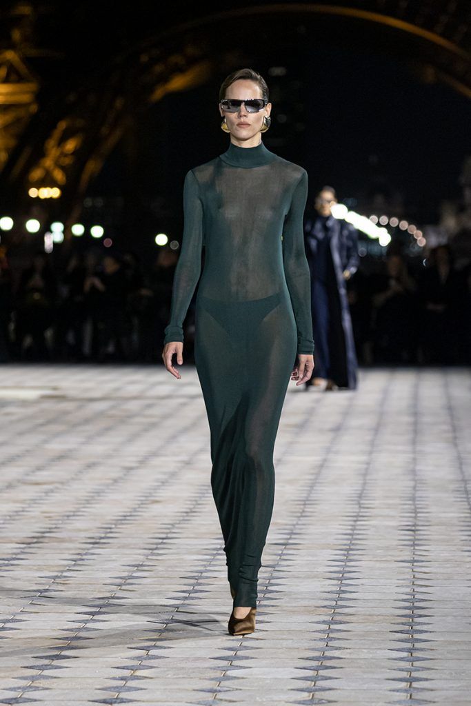 Free Delivery & Gift Wrapping Yves Saint Laurent Shows Strong Shoulders at  Paris Fashion Week, yves saint laurent catwalk