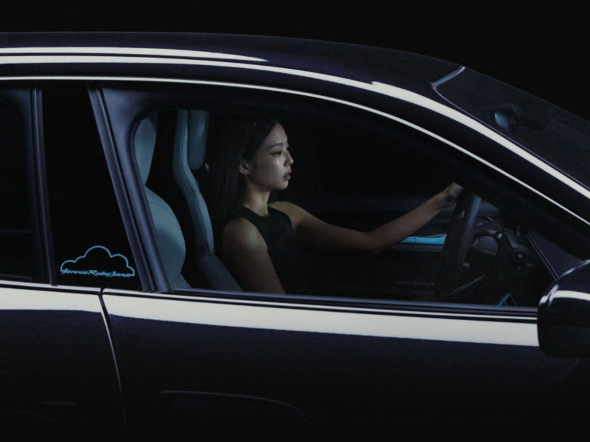 Inside Porsche's special Taycan 4S Cross Turismo for BLACKPINK Jennie