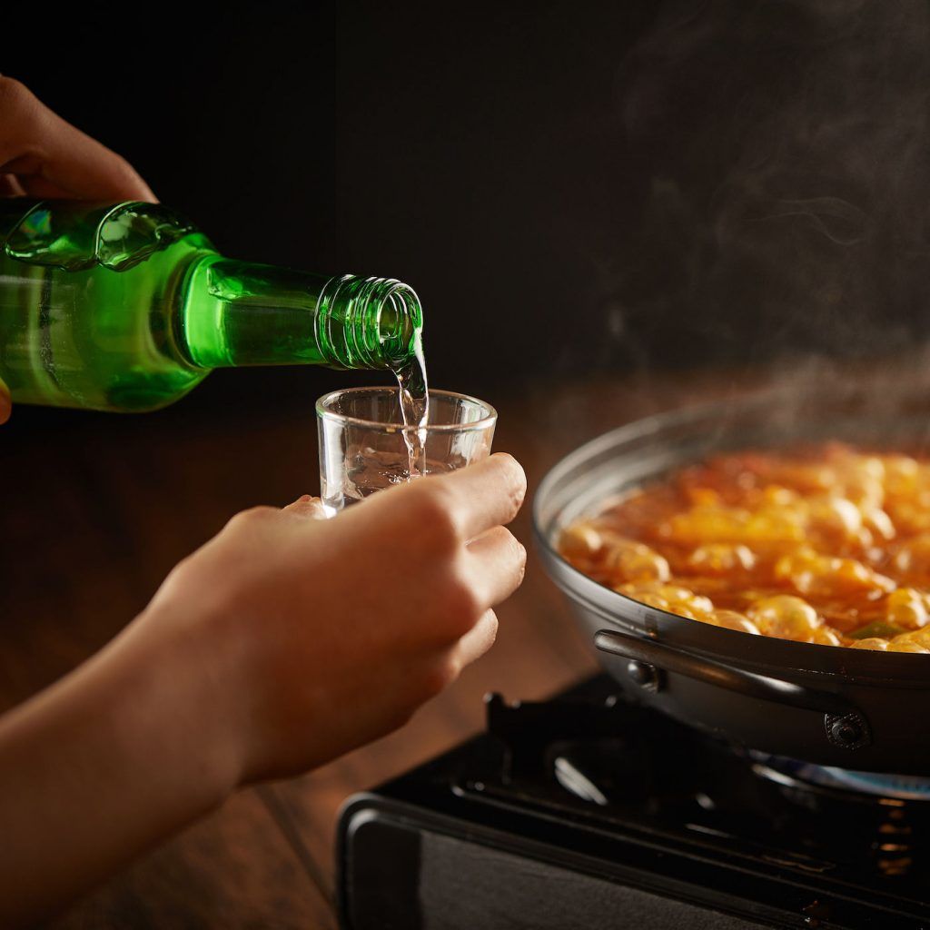 Korean drink etiquette: How to drink soju the right way