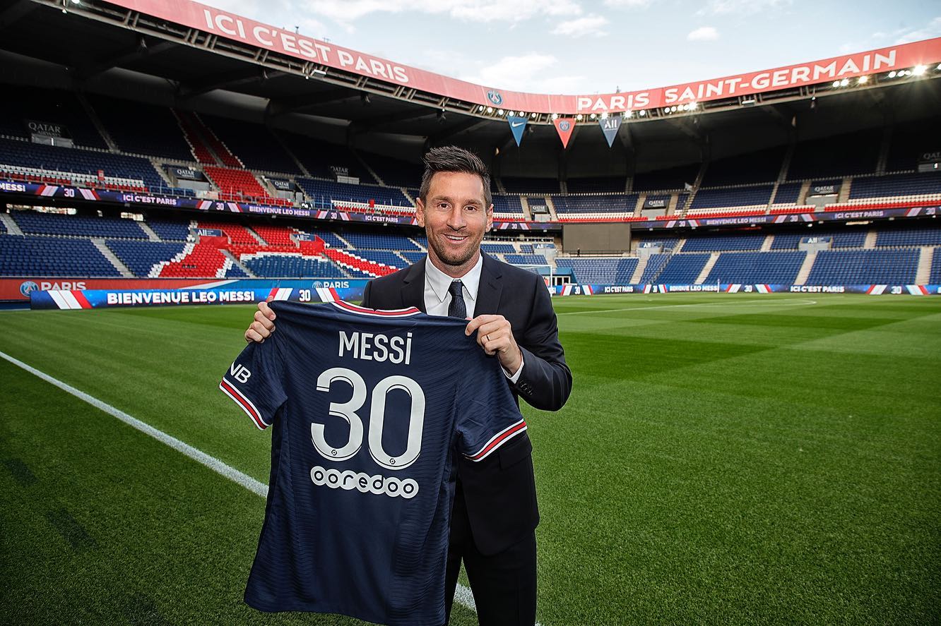 Lionel Messi Net Worth 2022: Paris Saint-Germain Salary, How Much He Makes  – StyleCaster