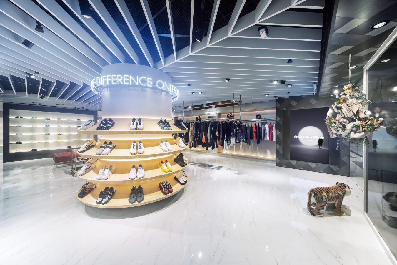 onitsuka tiger plaza singapura