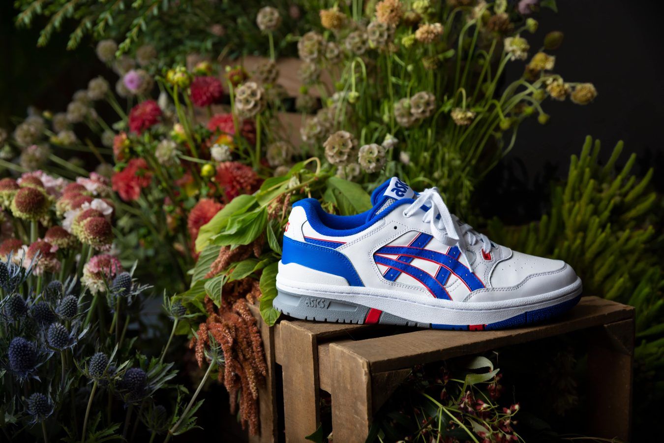 ASICS EX89 takes us on a vibrant trip from the b-ball court to the streets