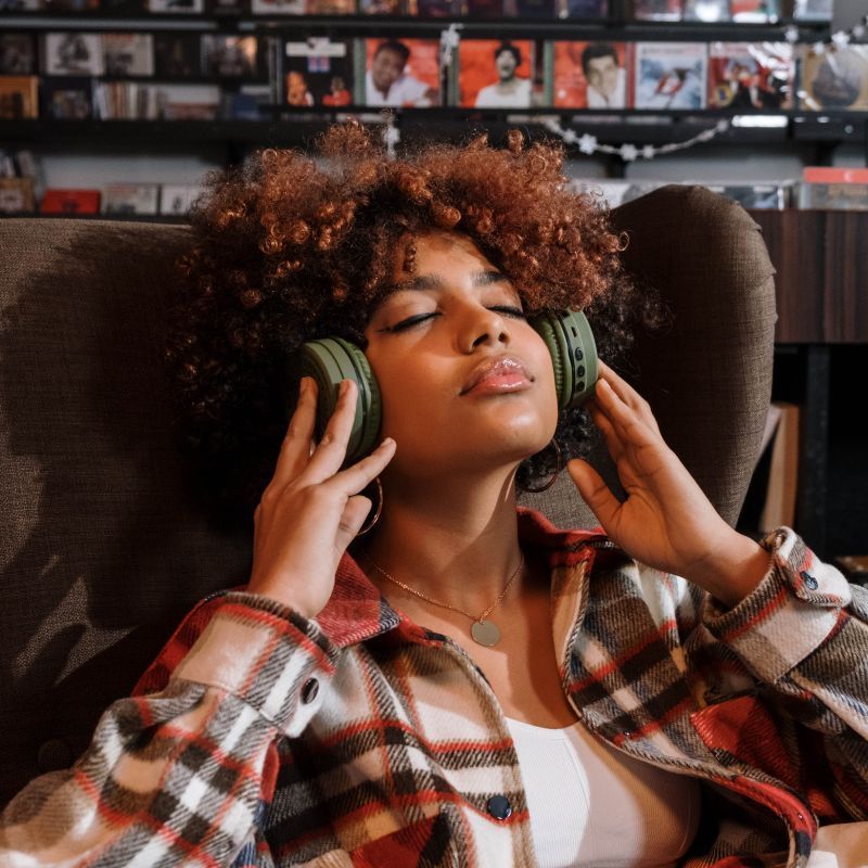 Can listening to pop music help you fall asleep?