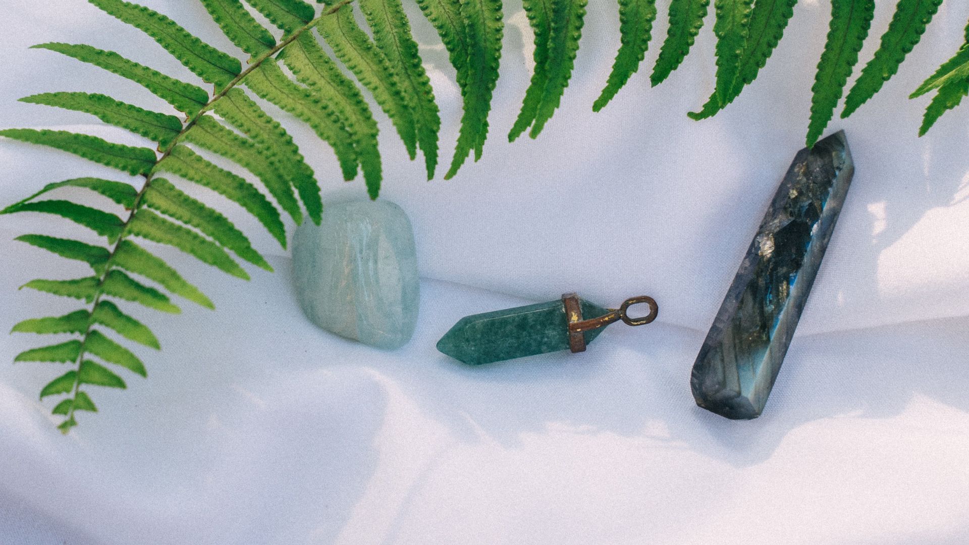 aquamarine stone