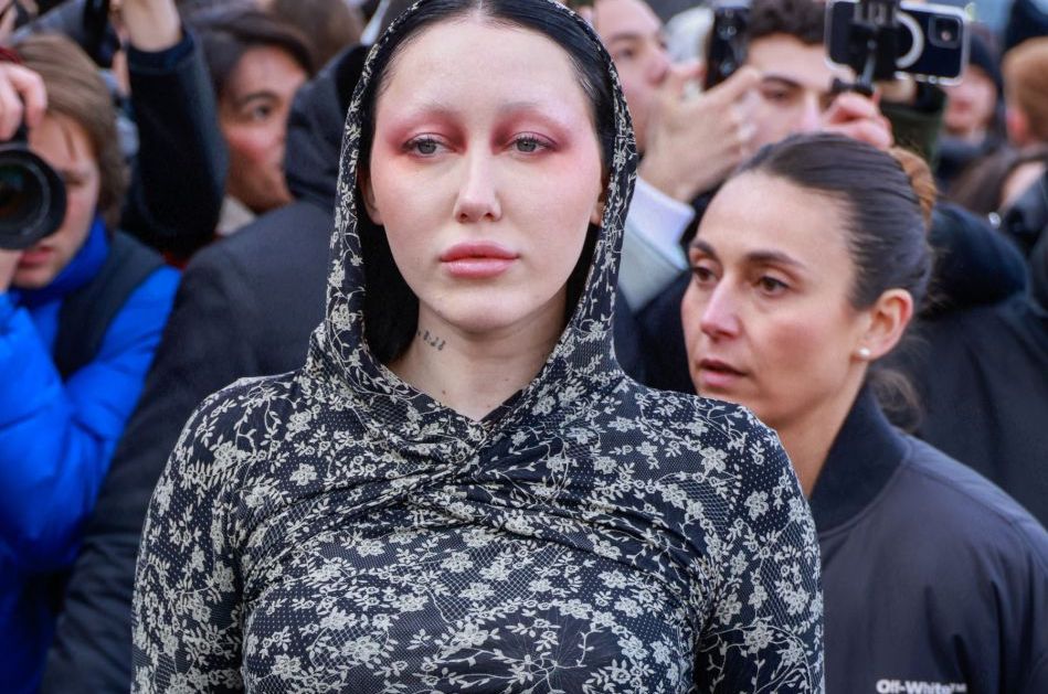 5 best celebrity beauty looks at Paris Fashion Week Autumn/Winter ’23