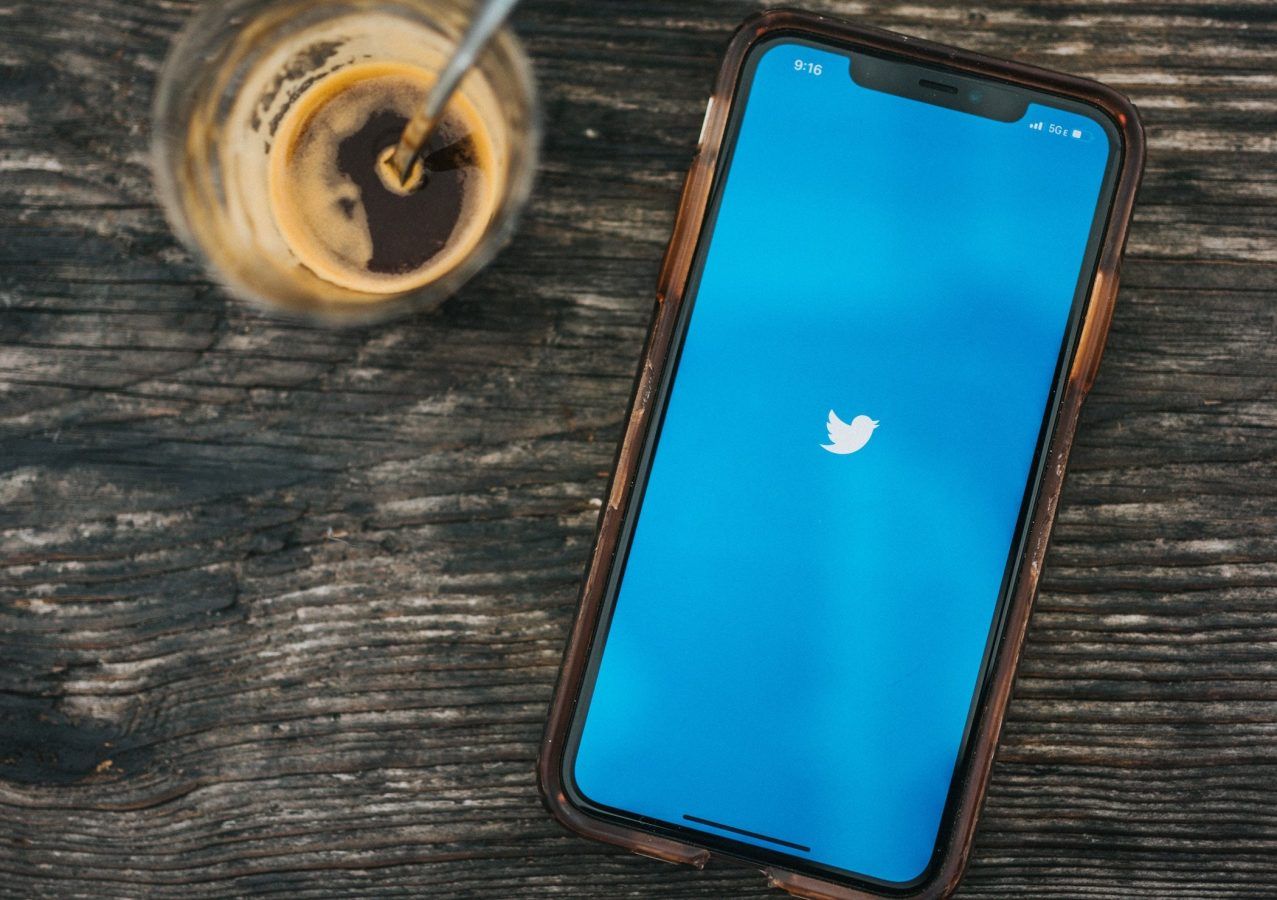 Twitter’s blue checkmark purge is finally here