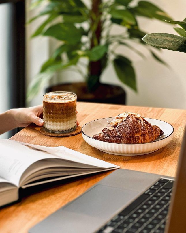cafes, coffee, foodie's guide