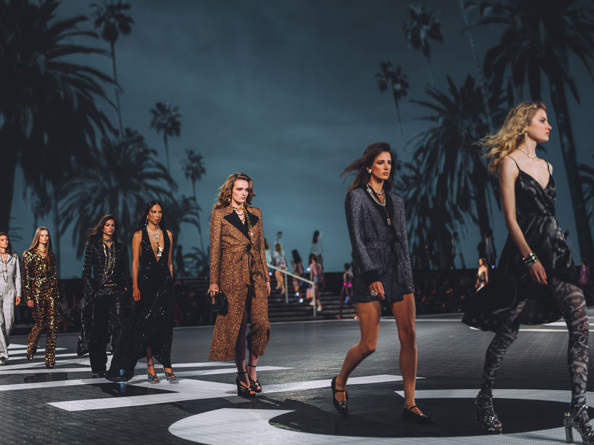 CHANEL Cruise 2023/24 in Los Angeles is a dreamy Californian party