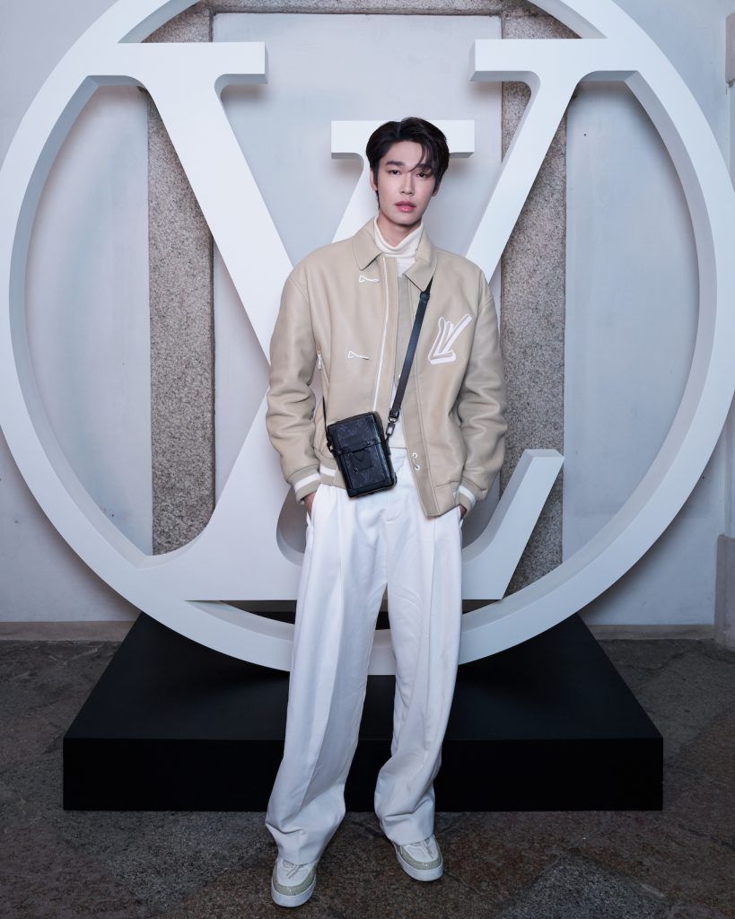 Louis Vuitton 2023 Cruise T-Shirt, Men's Fashion, Tops & Sets