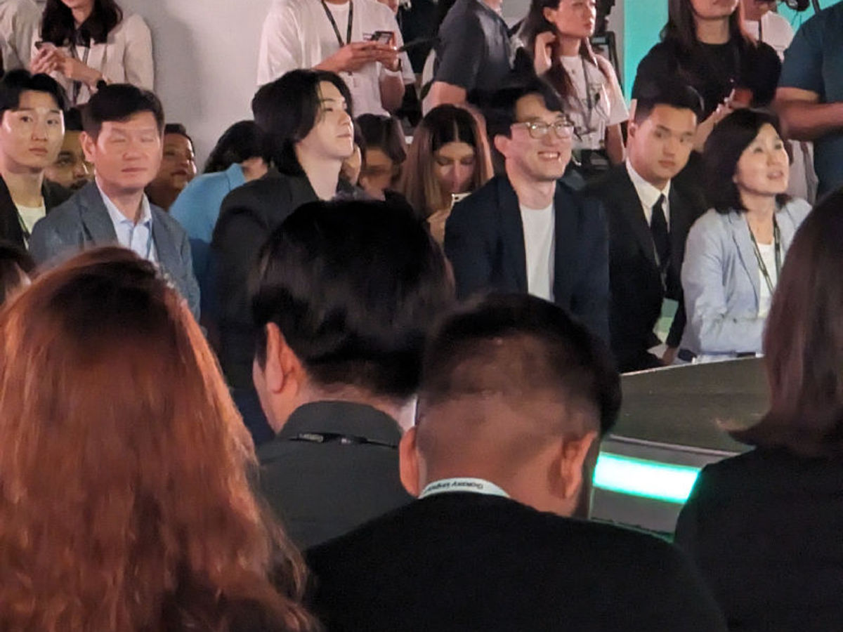 BTS Suga Spotted at Samsung Galaxy Unpacked Event in Seoul! - IMDb