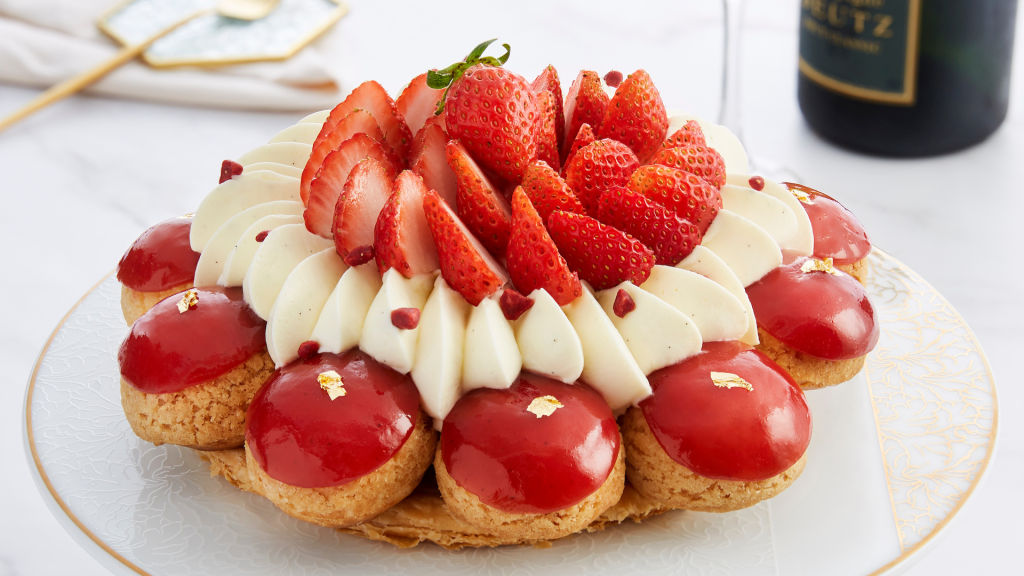 Indulge in the new creations at the Mandarin Cake Shop by Chef Kevin Pannier