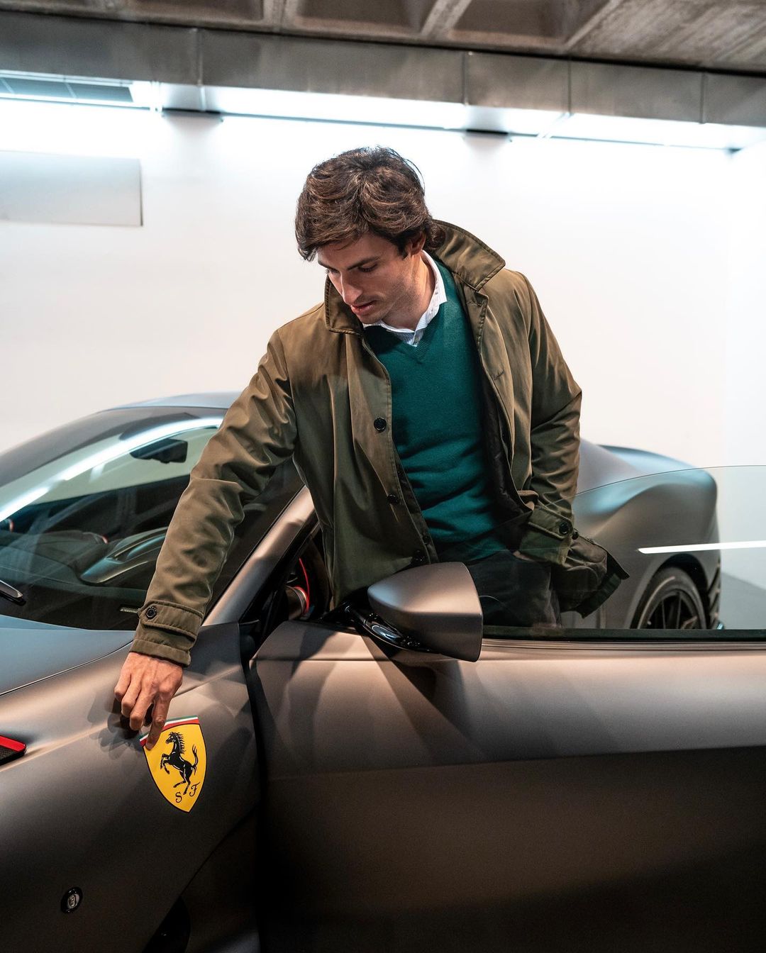 Carlos Sainz Jr net worth