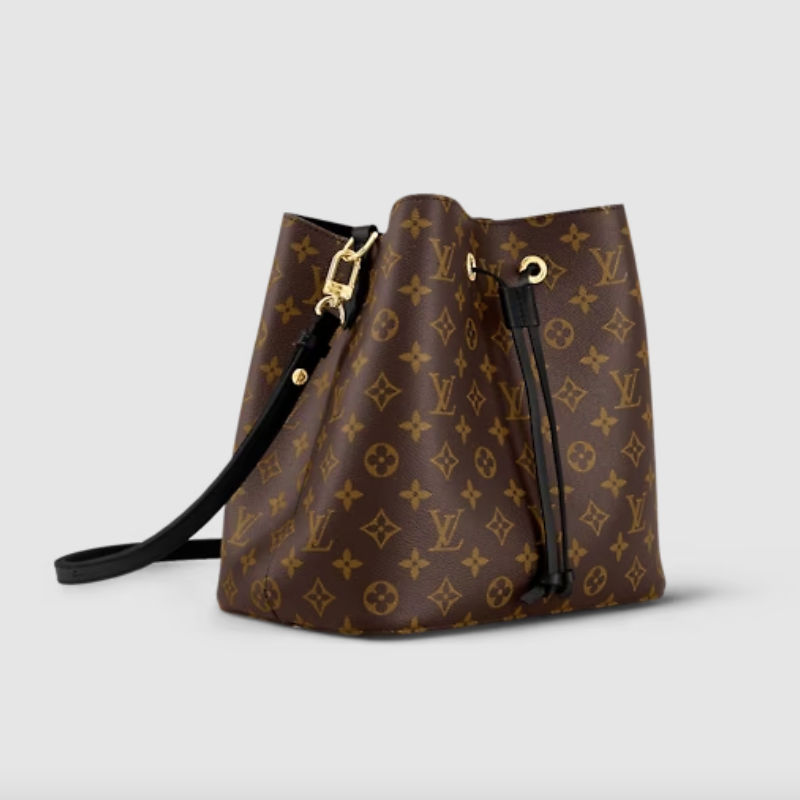 DEFINITELY buy this Louis Vuitton bucket bag NOT the NeoNoe 