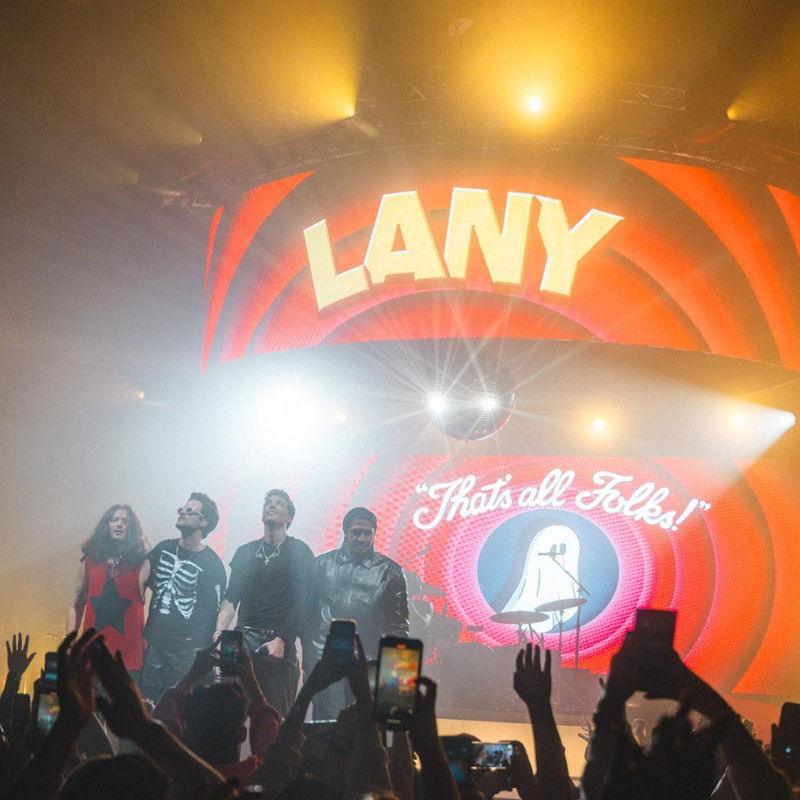 LANY 将于 9 月在马来西亚进站进行世界巡演