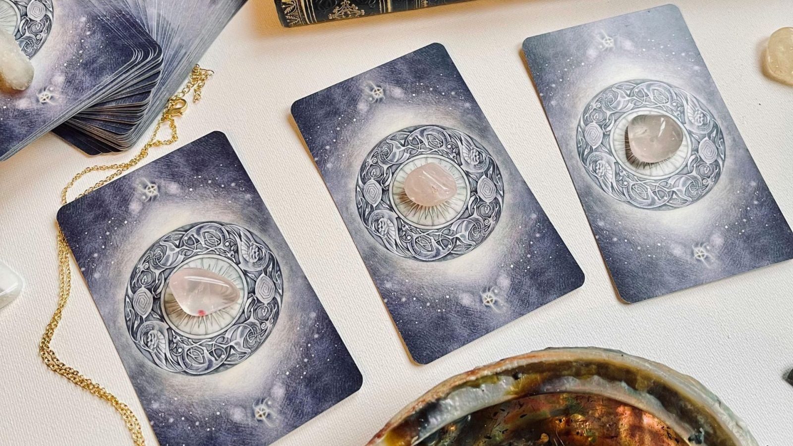 Did you know what angel card reading is and what it does? Here’s an explainer