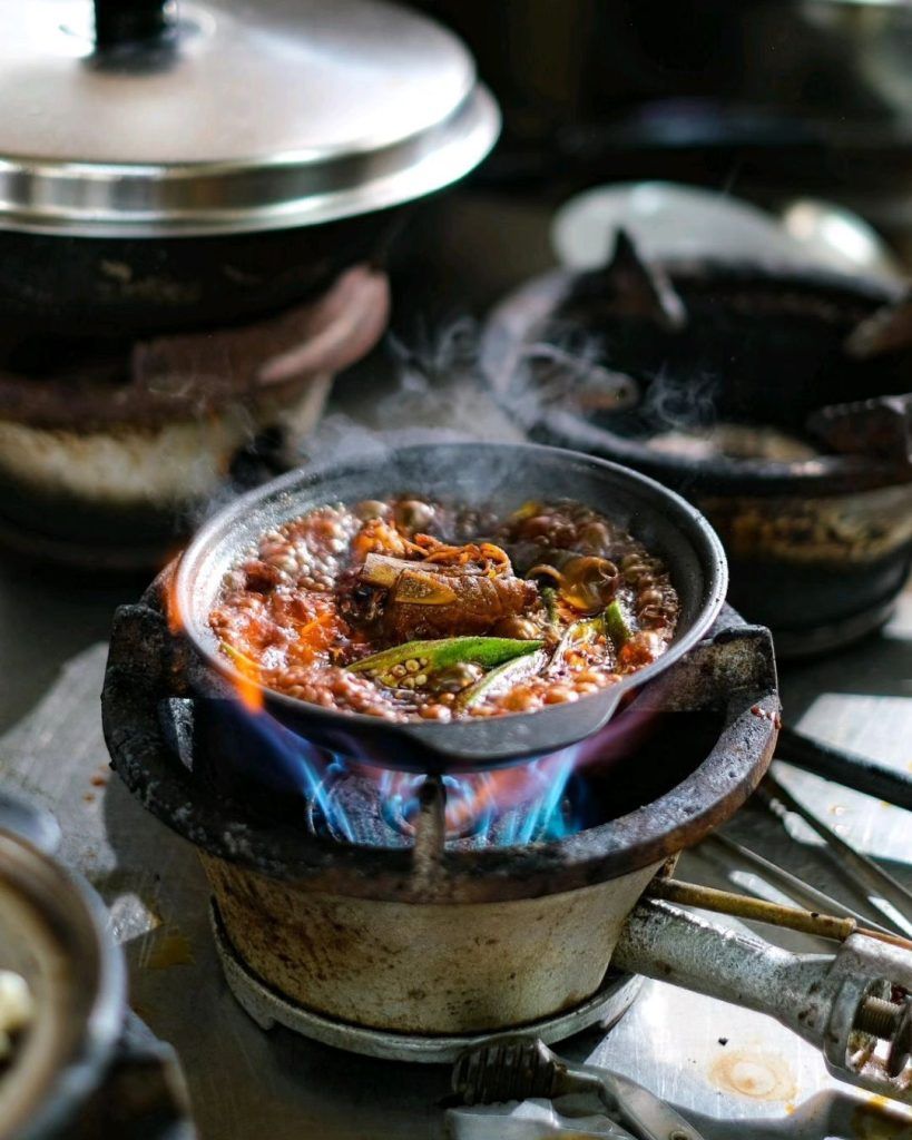 Here are the best spots for Malaysian-style herbal bak kut teh in Singapore