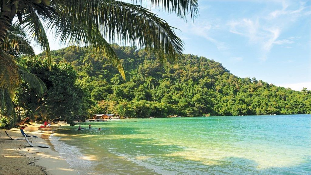 2025 guide to Malaysia’s public holidays and long weekends