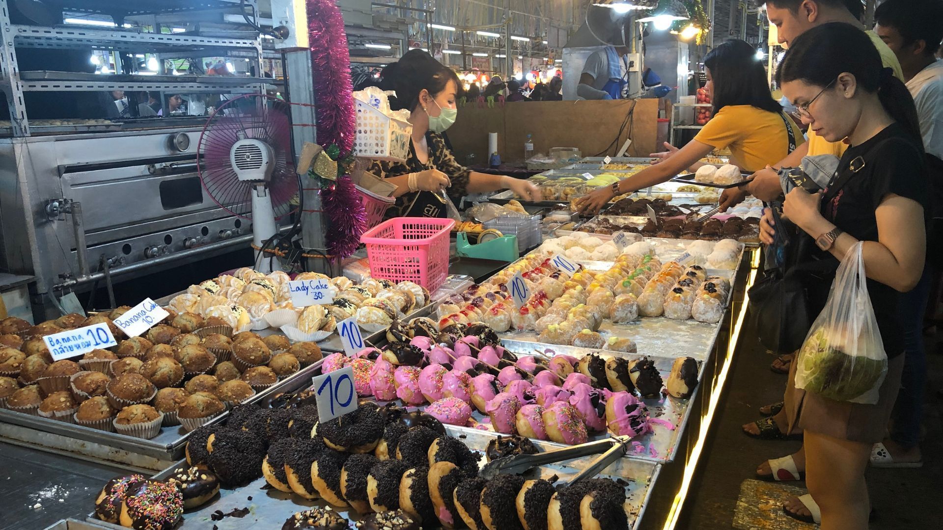 night markets in Phuket