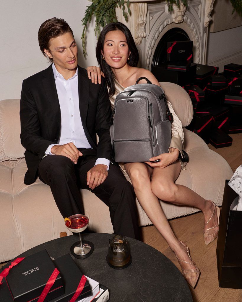 tumi backpack silver - Voyageur Hartford Laptop Made from the signature TUMI ballistic nylon material Smart. Stylish. Seriously functional. The