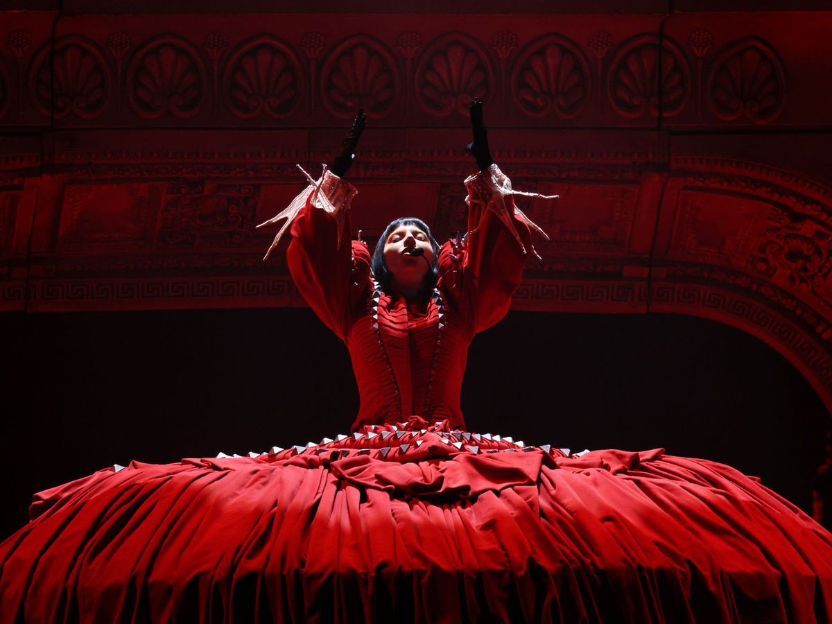 lady-gaga-mayhem-tour-2025-singapore-con