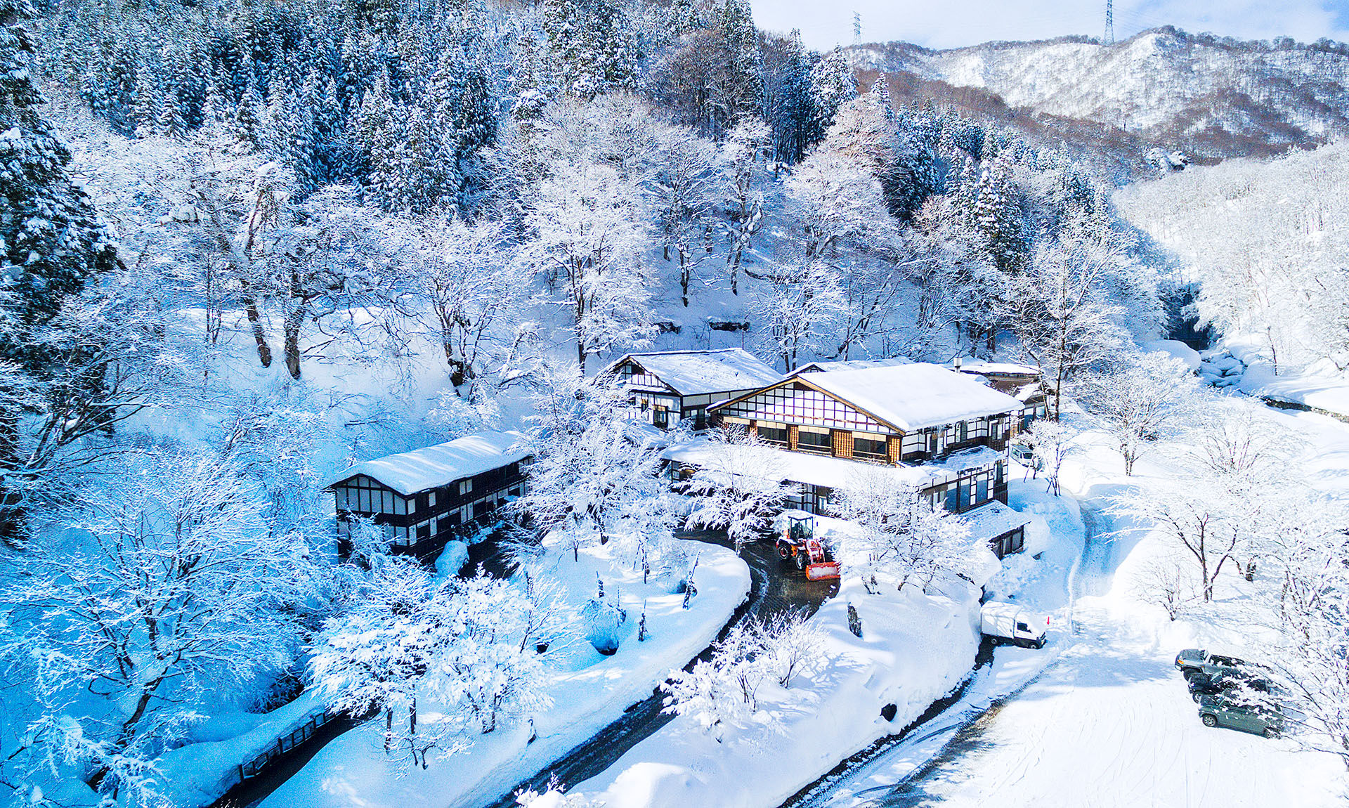 Pssst! Here's Your ultimate winter guide to Japan snow country