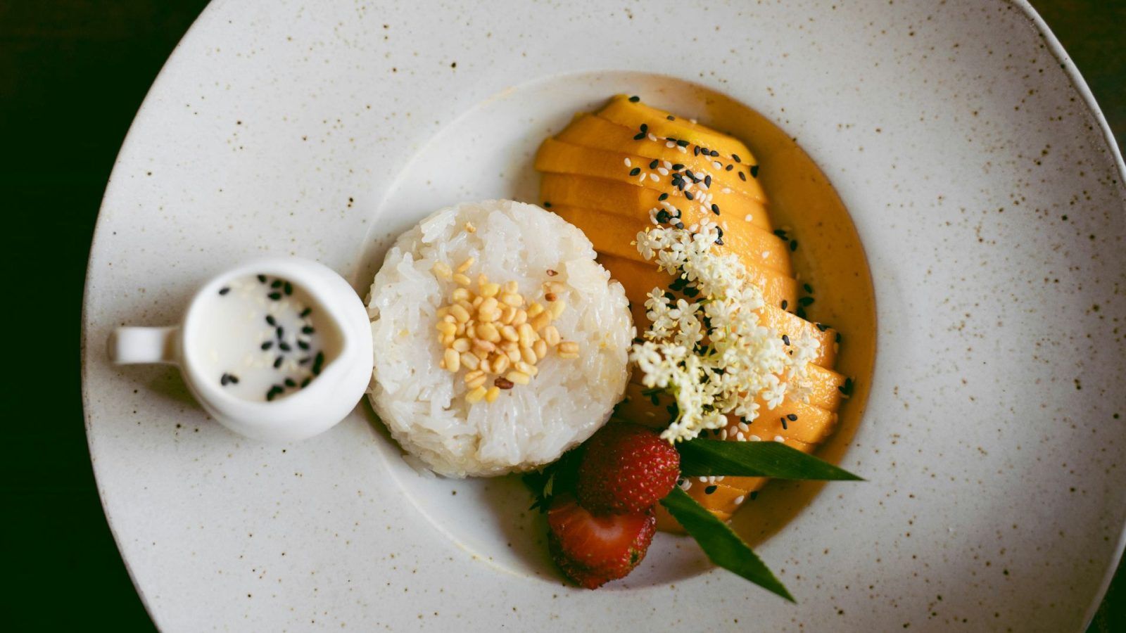 Authentic spots in Bangalore for mango sticky rice | LSA KL