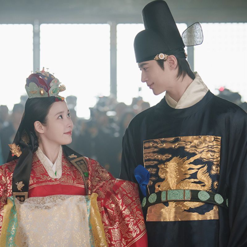 The ‘Perfect Crown' controversy explained: Why IU and Byeon Woo-seok apologised to fans