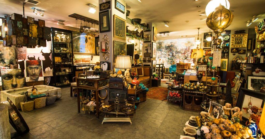 Sofa Art & Antiques