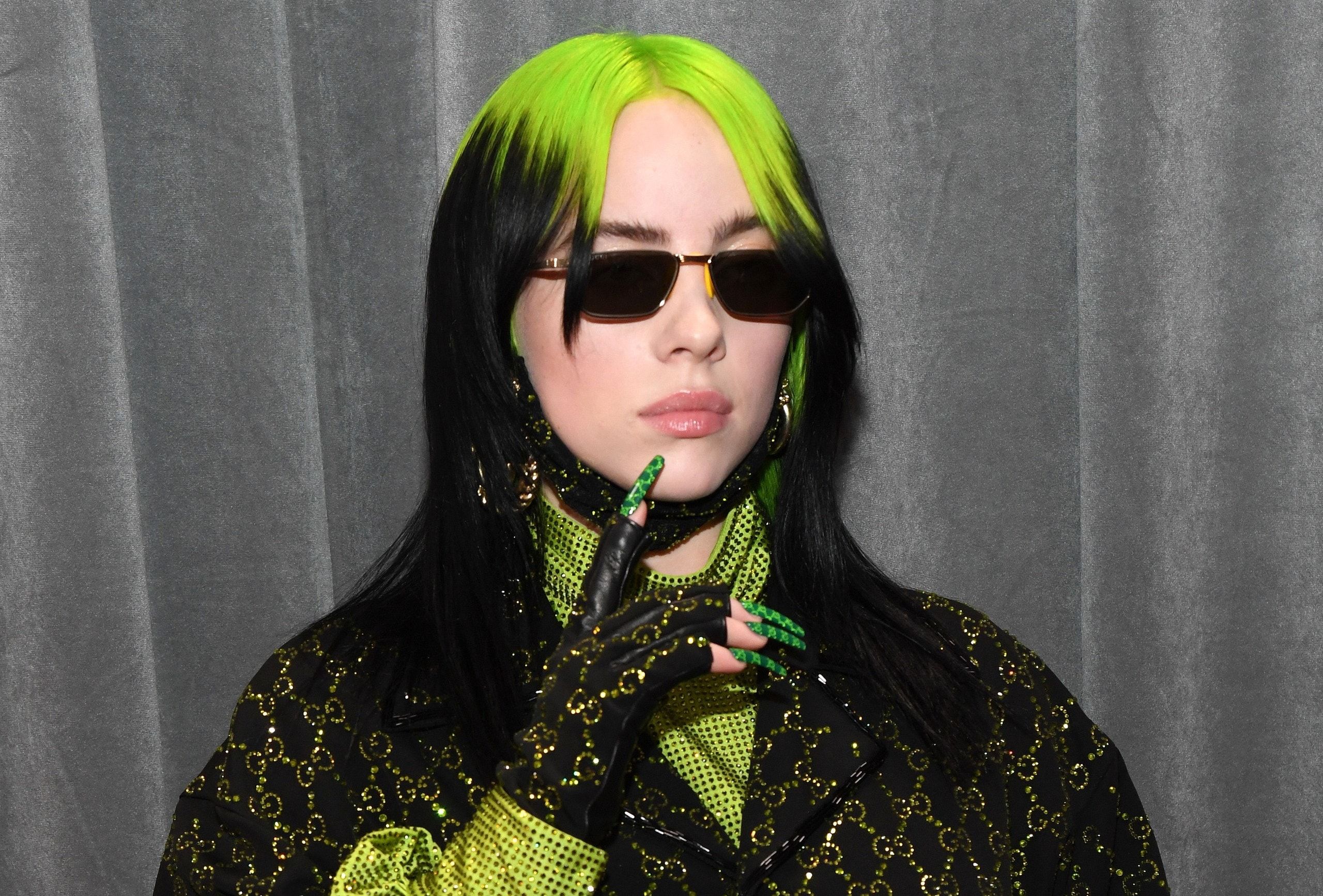 Louis vuitton Logomania Scarf worn by Billie Eilish in Billie Eilish -  Funny Moments