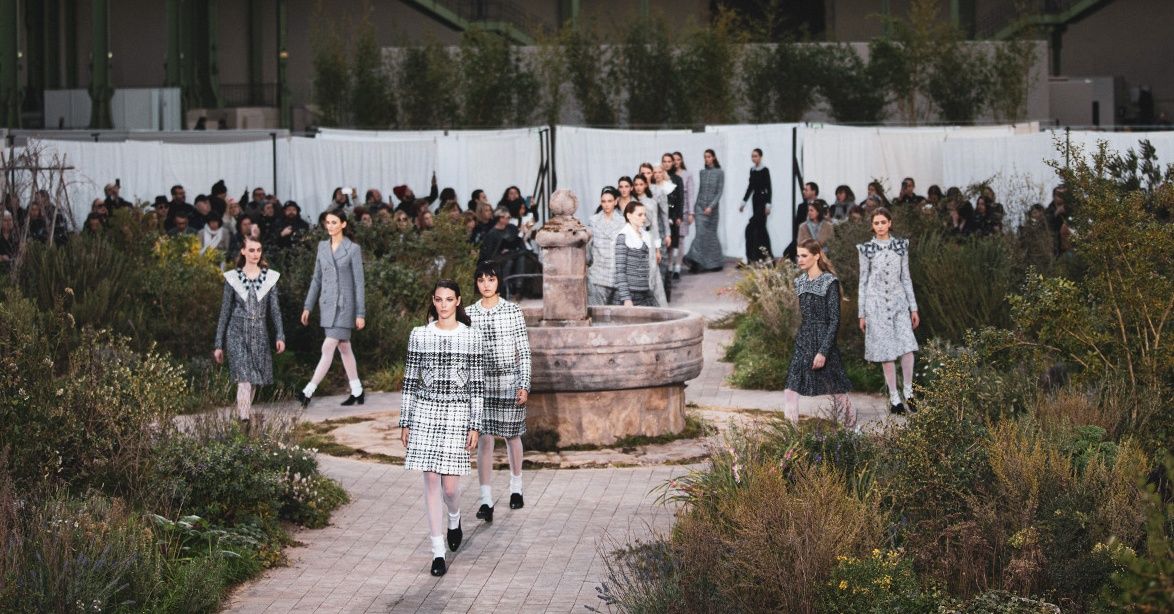 Watch Chanel's Paris Fashion Week runway show live for the first time