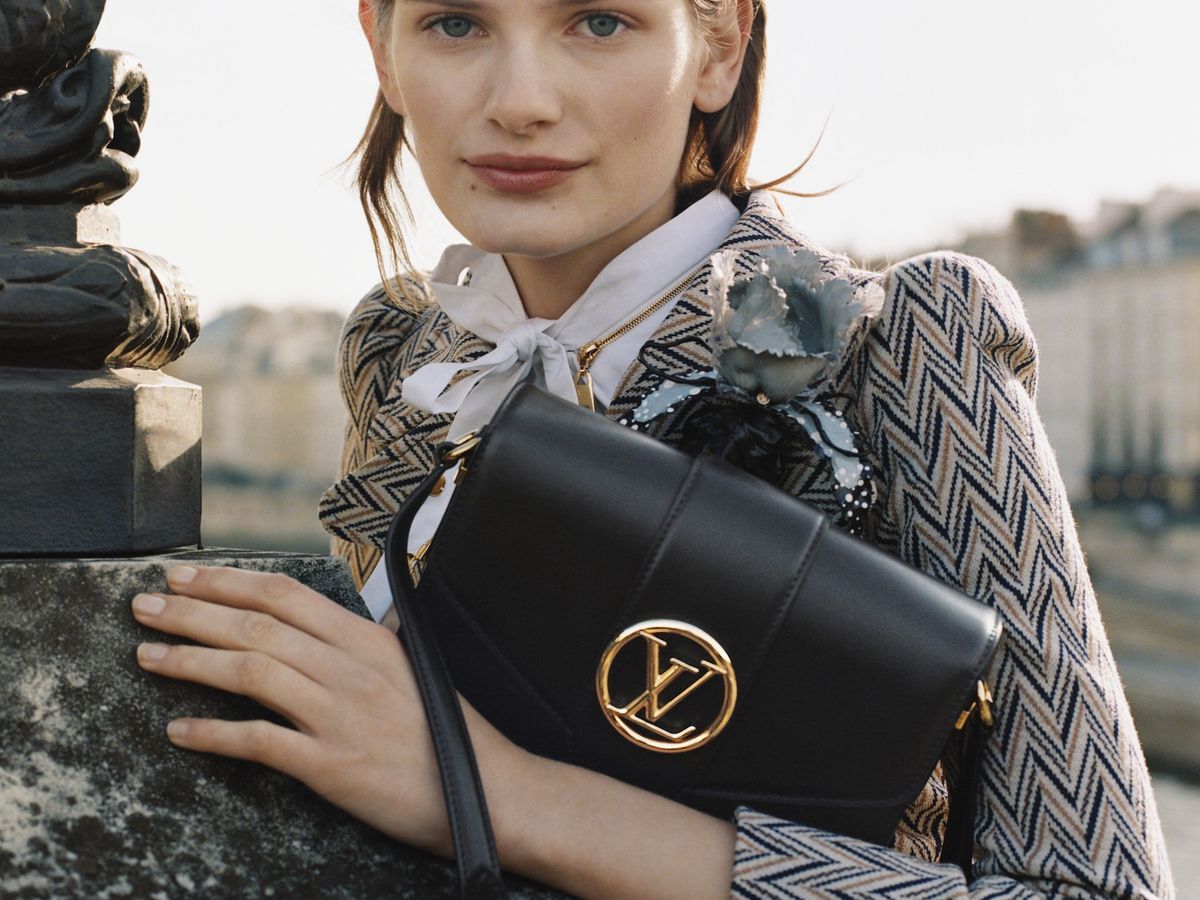 Louis Vuitton LV Pont 9 Soft Calfskin Leather Shoulder Bag