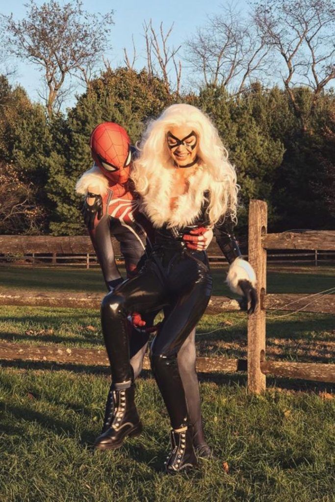 Zayn Mailk and Gigi Hadid as Spider-Man and Black Cat (Photo credit: Gigi Hadid / Instagram)