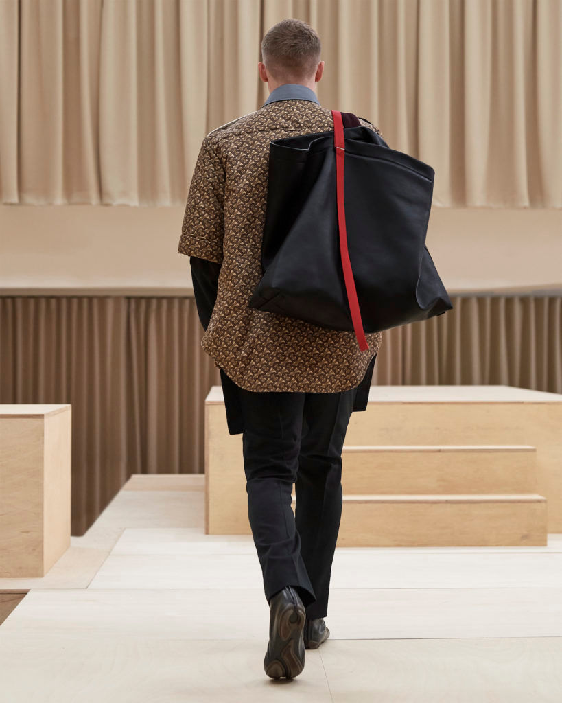 ESCAPES Burberry Autumn/Winter 2021 Menswear Collection — SSI Life