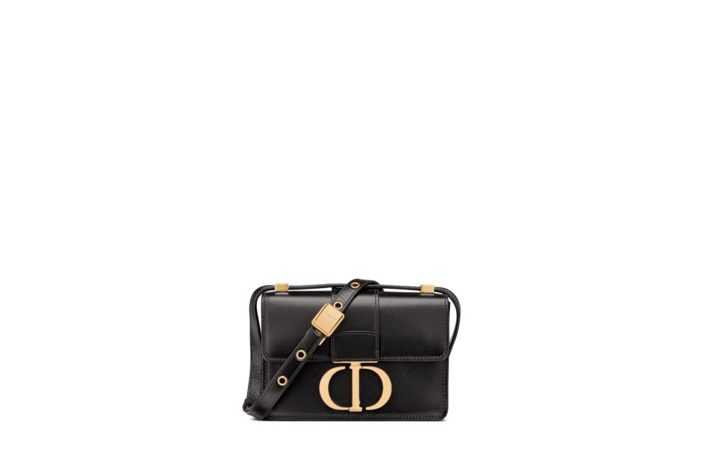 How much is Ji Soo of Blackpink's new Dior Micro Bag? Price in