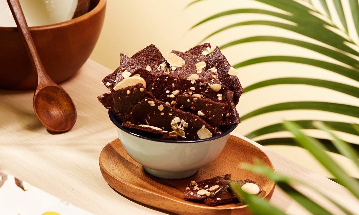 8 guilt-free dark chocolate snacks to satisfy your sweet tooth