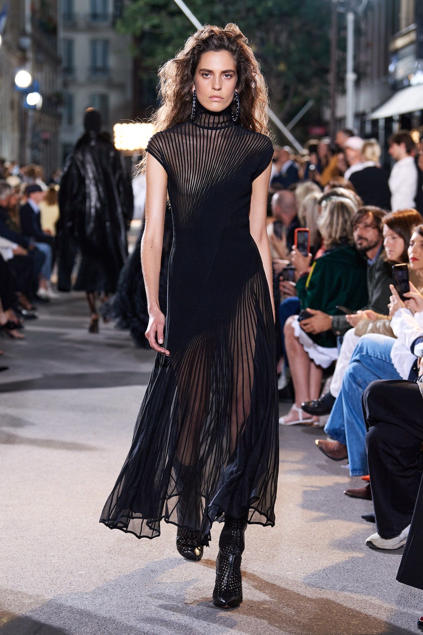 Maison Alaïa makes an emotional comeback at Paris Couture Week