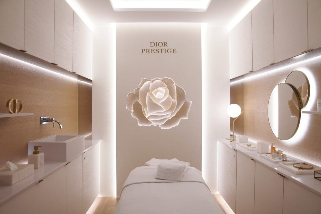 All about the first Dior Prestige La Suite in Asia, plus other new releases from Dior Beauty