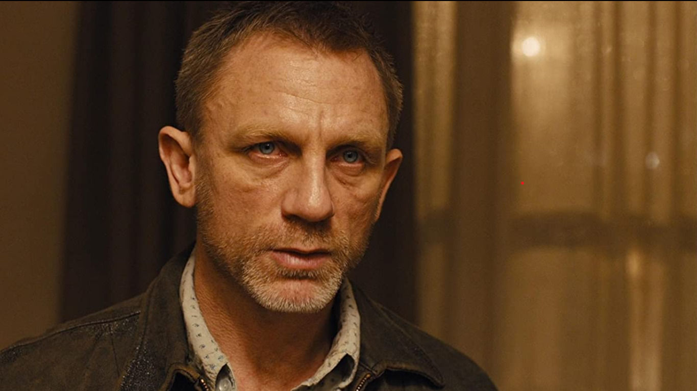 Daniel Craig