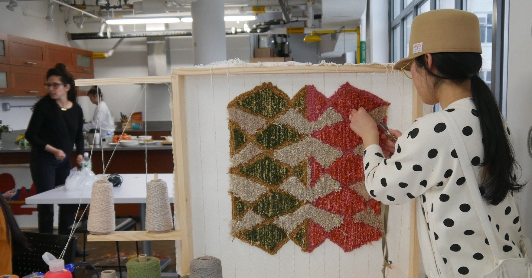 Tufting in Singapore: the best tools and workshops for rug making