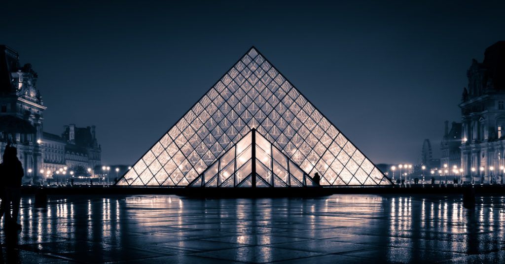 Watch: Louis Vuitton takes over the Louvre at Paris Fashion Week