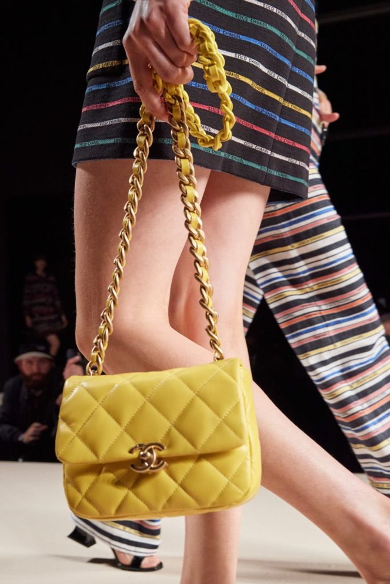 every-chanel-bag-we-loved-from-the-spring-summer-2022-fashion-show