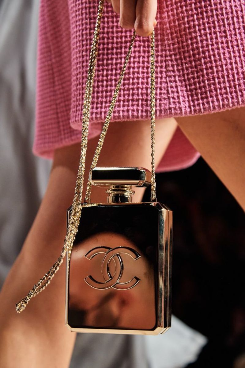 every-chanel-bag-we-loved-from-the-spring-summer-2022-fashion-show