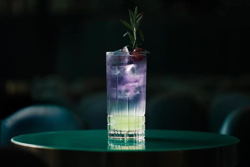 gin and tonic