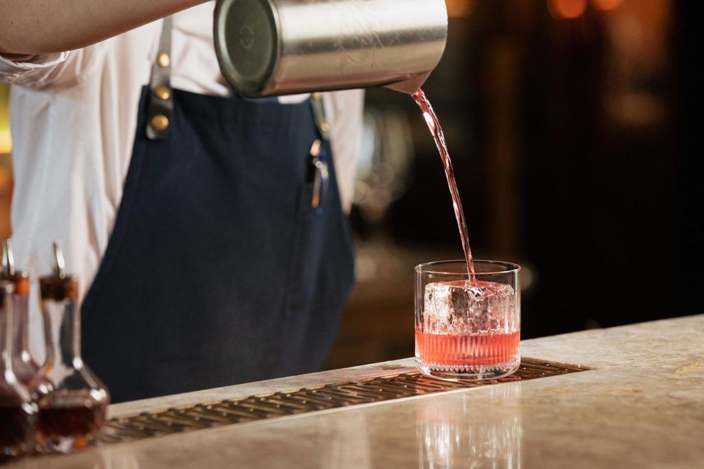 What to order from Atlas’s new Art Deco-fabulous menu