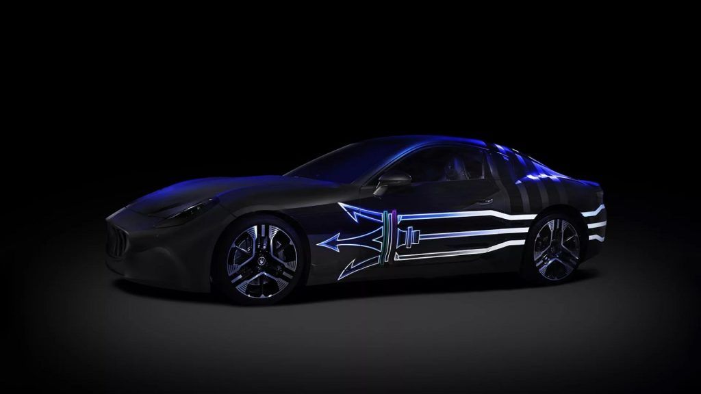 Maserati will be going fully electric by 2030, unveils Grecale SUV