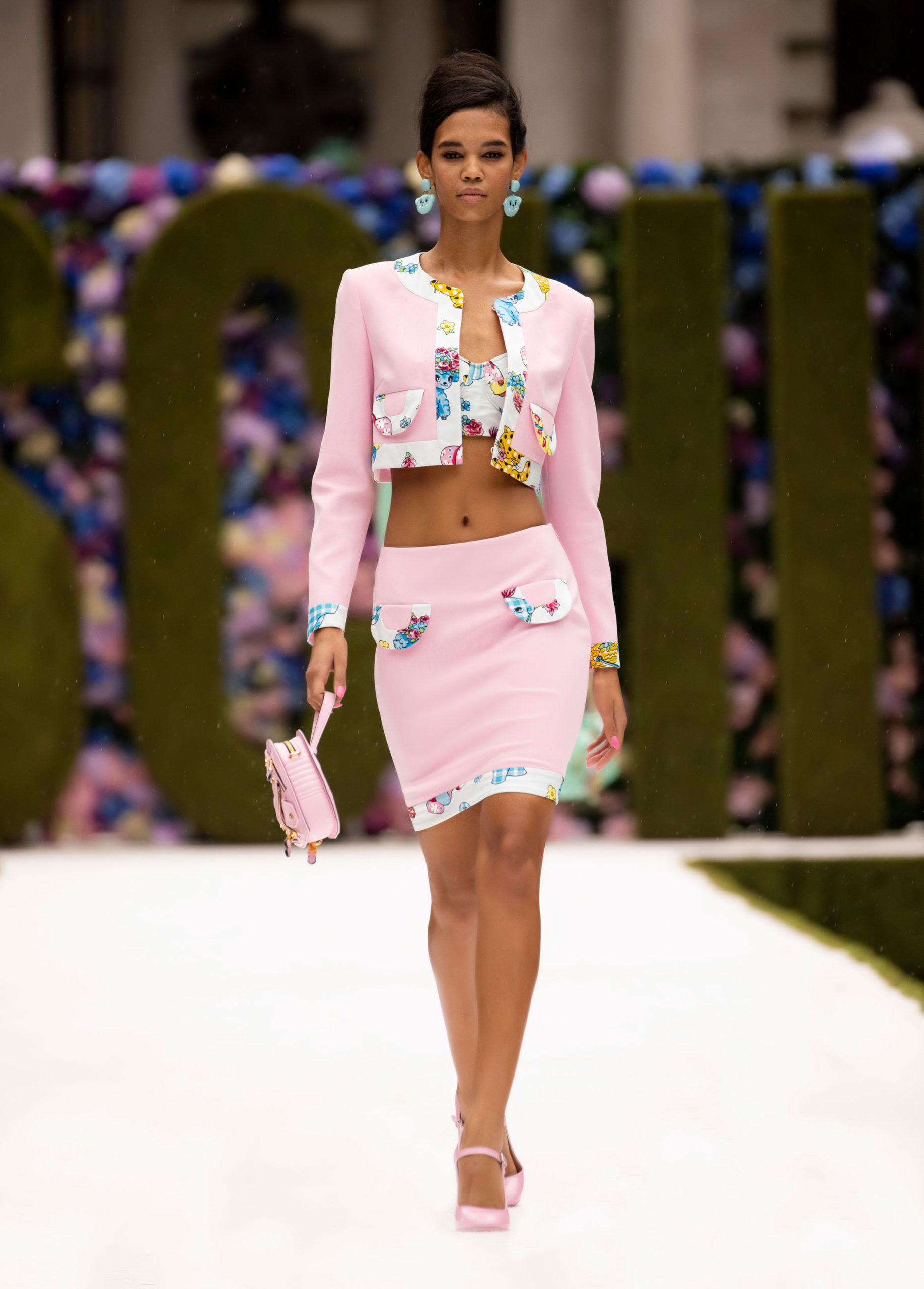 Moschino SS22 Ladies Who Lunch